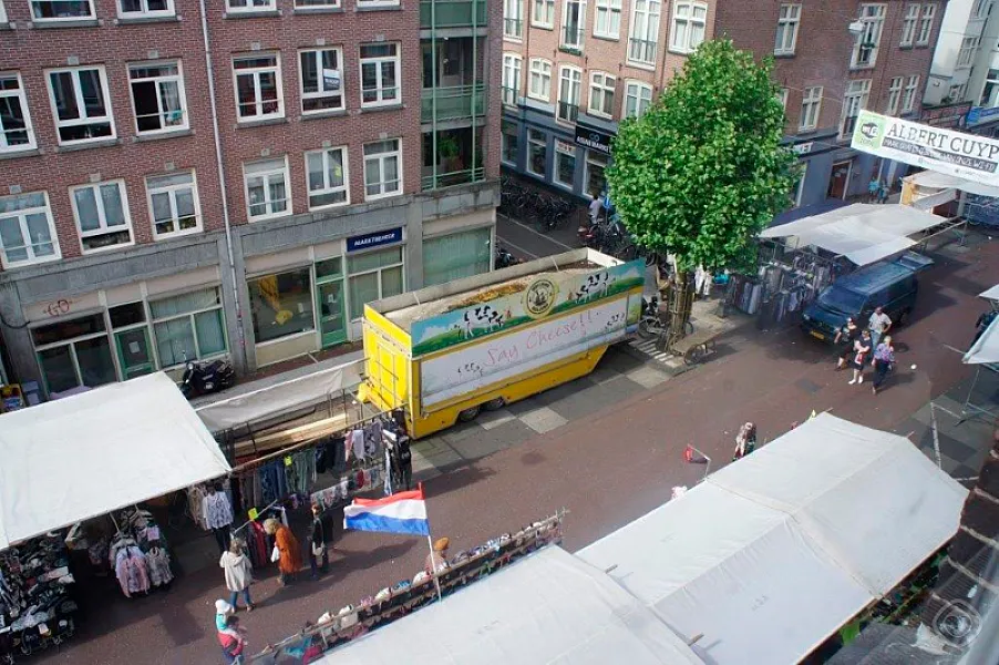 Public Market Overview other angle Albert Cuyp III B studio Amsterdam