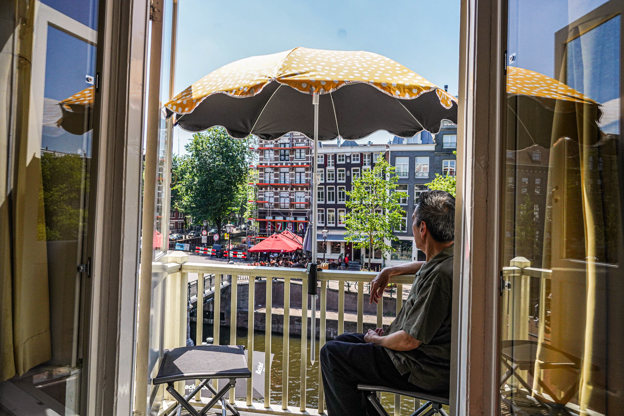 Balcony with Owner The Balcony at Prinsen Canal apartment Amsterdam
